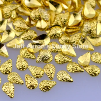 500 darab arany, matt fém köröm díszítés szegecsekkel csepp alakú köröm kiegészítők kellékek új érkezés